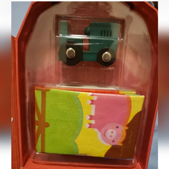 Wooden Tractor Chunky Board Book Play Mat Old MacDonald Had A Farm - Picture 2 of 4